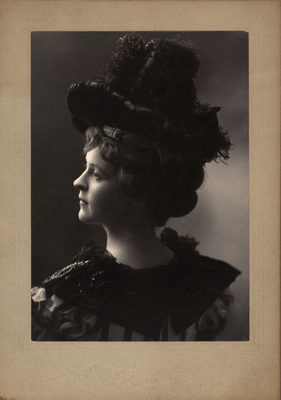 Unknown McMurtrie Women