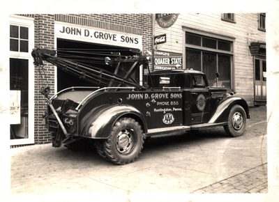 Grove's Wrecker