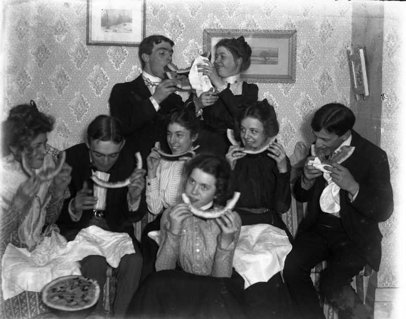 Party at House [plate 015]